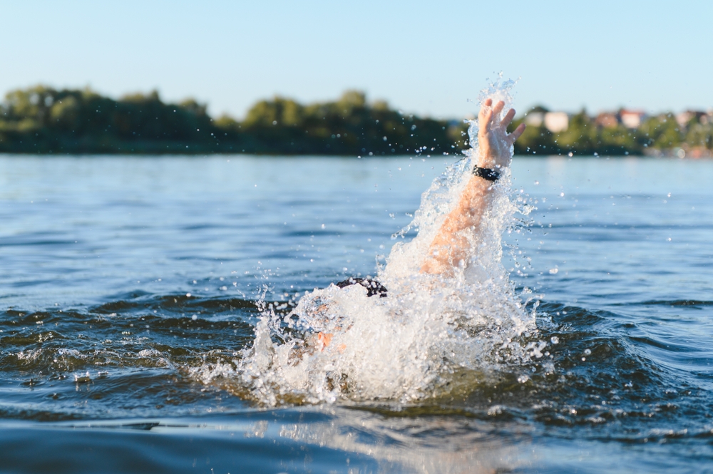 Picture of Man Drowning